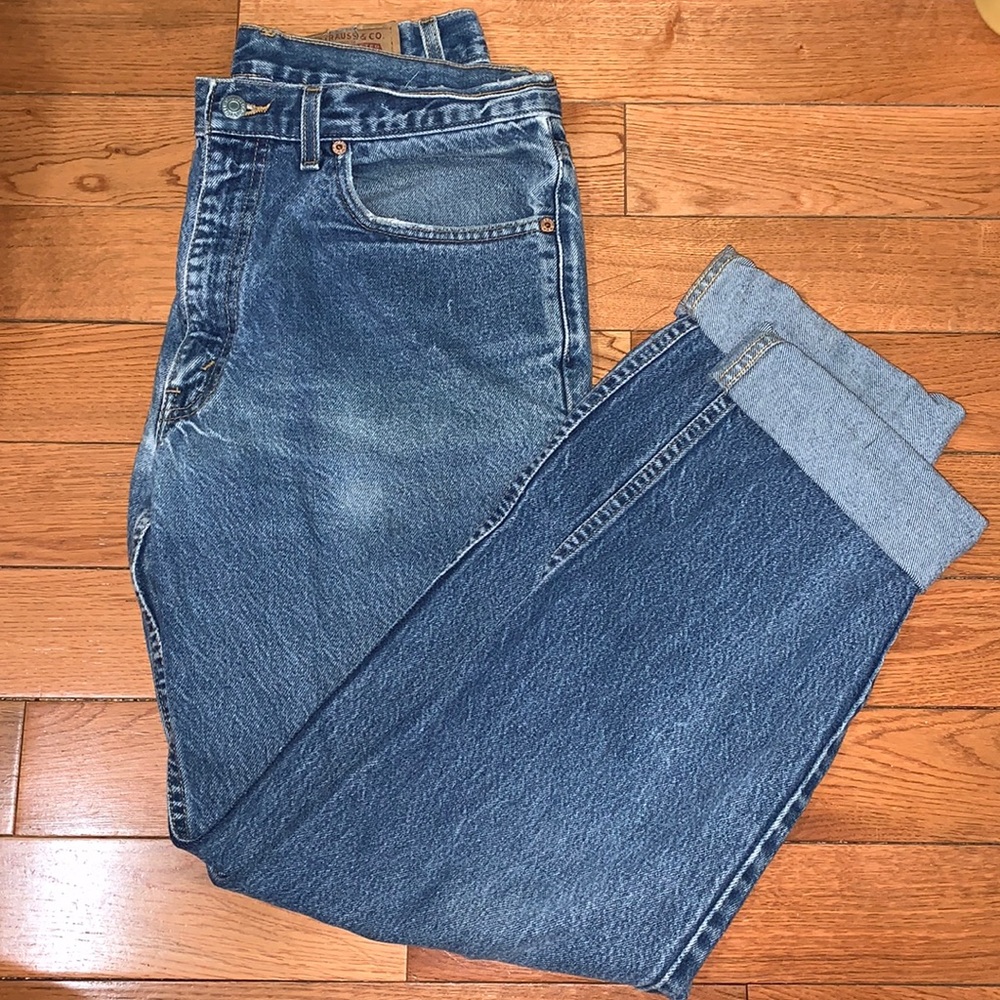 Vintage Levi’s 550 mom jeans